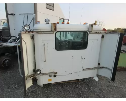 Cab INTERNATIONAL 9400 Michigan Truck Parts