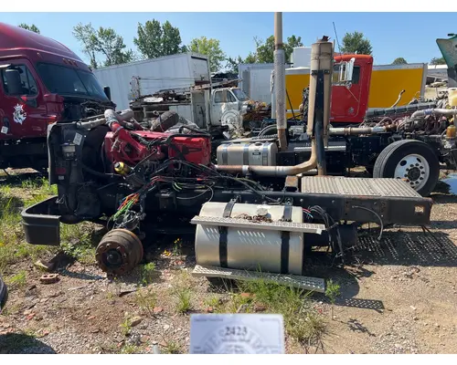 Complete Vehicle INTERNATIONAL 9400 West Side Truck Parts