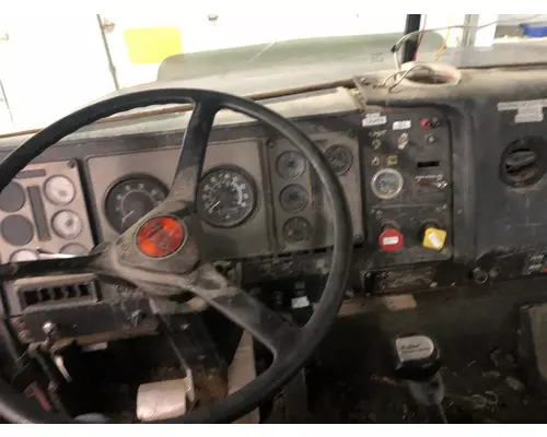 International 9400 Dash Assembly