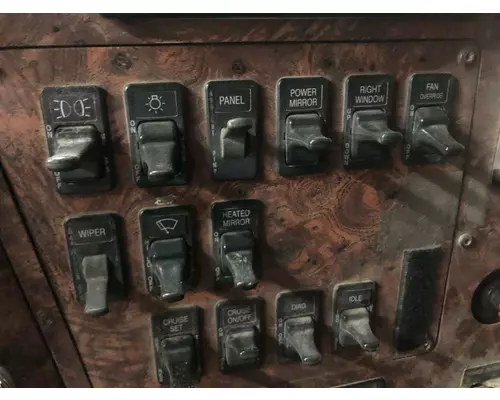 International 9400 Dash Assembly