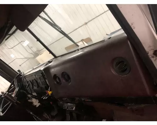 International 9400 Dash Assembly