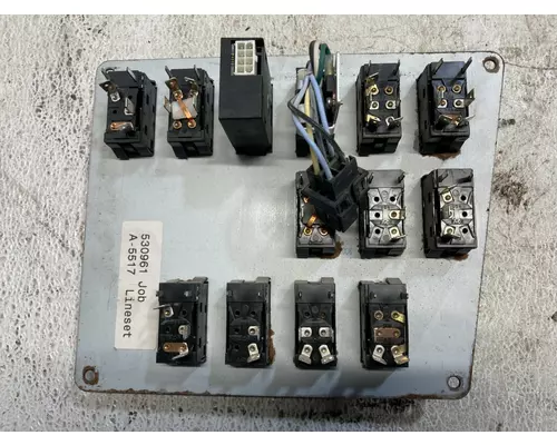 International 9400 Dash Assembly