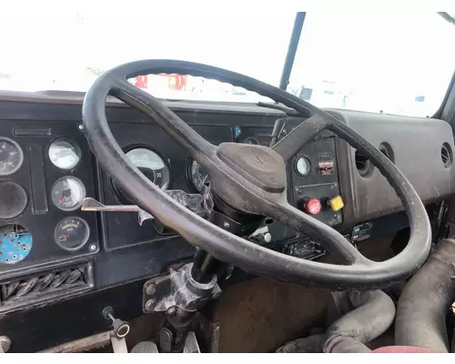 International 9400 Dash Assembly