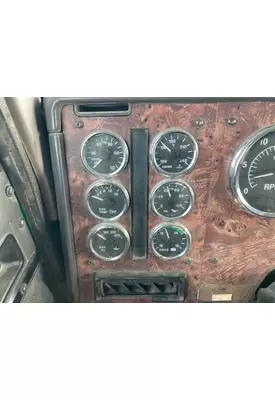 International 9400 Dash Assembly