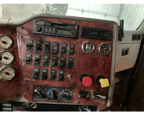 International 9400 Dash Assembly