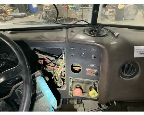 International 9400 Dash Assembly