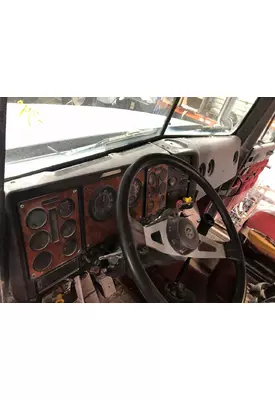 International 9400 Dash Assembly