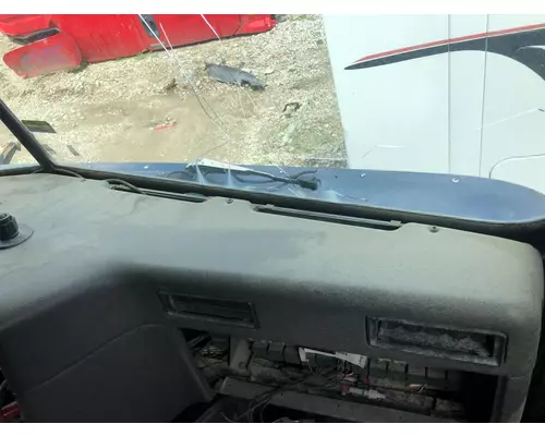 International 9400 Dash Assembly