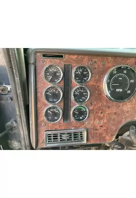 International 9400 Dash Assembly