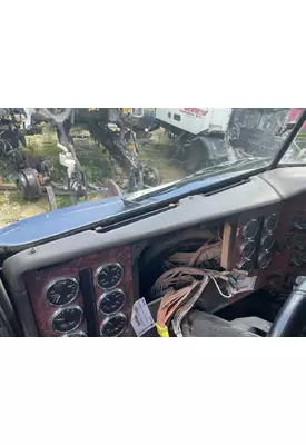 International 9400 Dash Assembly