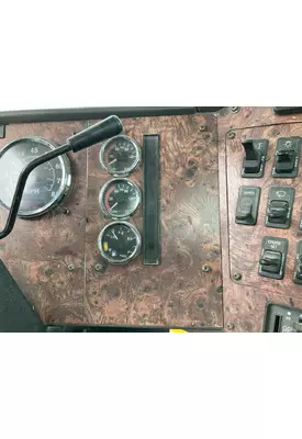 International 9400 Dash Assembly