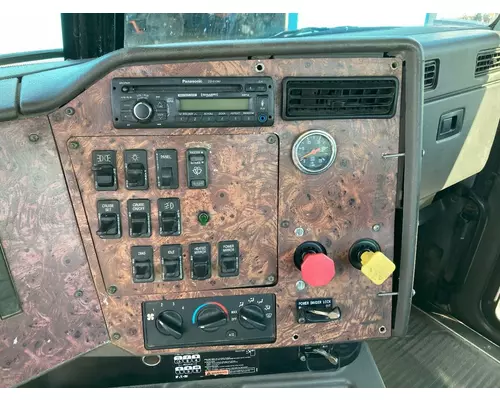 International 9400 Dash Assembly