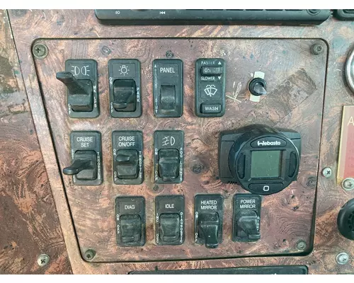 International 9400 Dash Assembly