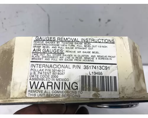 International 9400 Dash Assembly