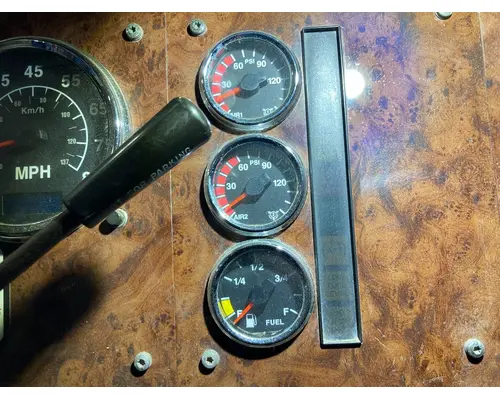 International 9400 Dash Assembly