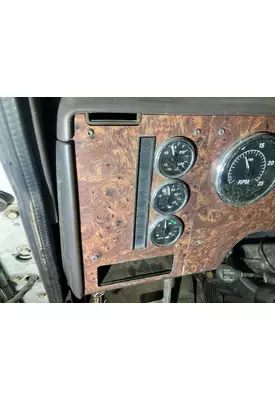 International 9400 Dash Assembly