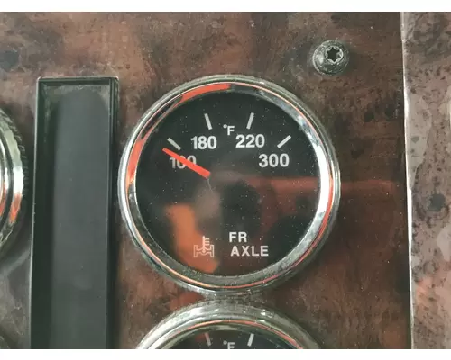 International 9400 Dash Assembly