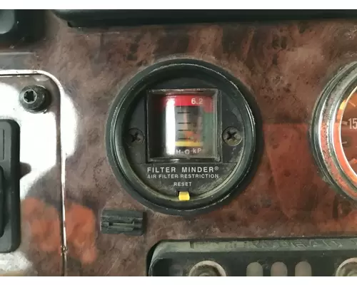 International 9400 Dash Assembly
