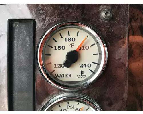 International 9400 Dash Assembly
