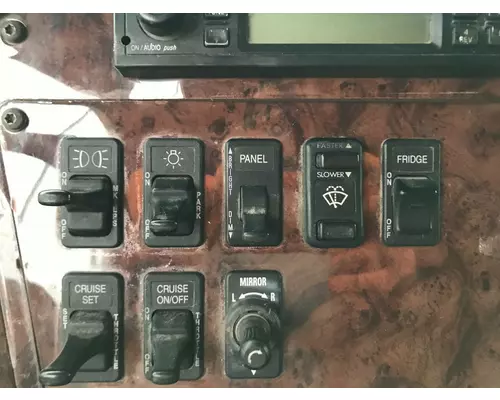 International 9400 Dash Assembly