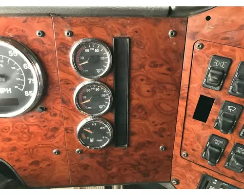 International 9400 Dash Assembly