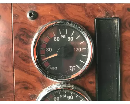 International 9400 Dash Assembly