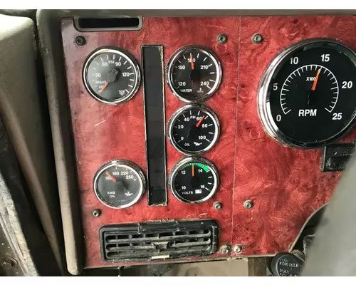 International 9400 Dash Assembly