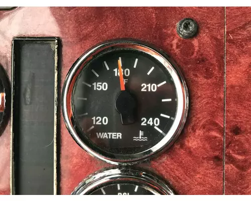 International 9400 Dash Assembly