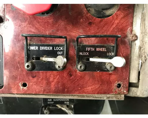 International 9400 Dash Assembly