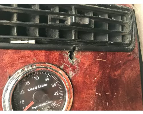 International 9400 Dash Assembly