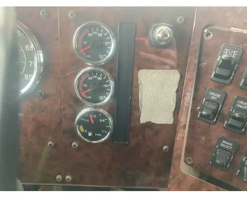 International 9400 Dash Assembly