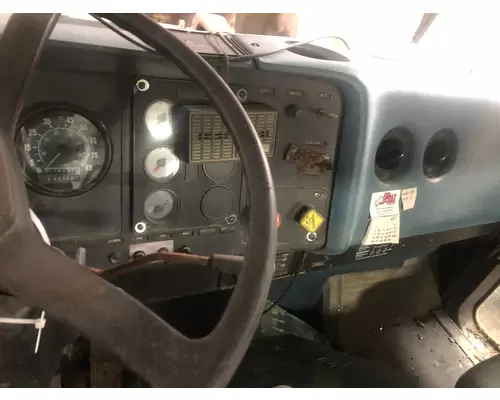 International 9400 Dash Assembly