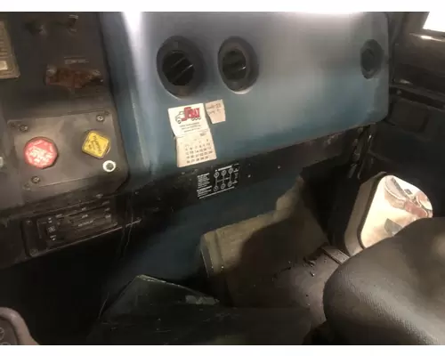 International 9400 Dash Assembly