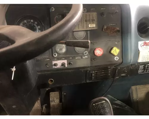 International 9400 Dash Assembly