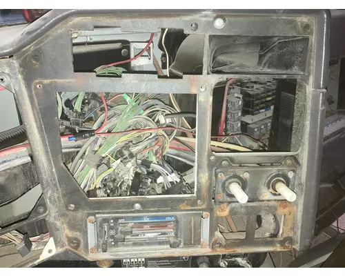 International 9400 Dash Assembly