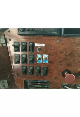 International 9400 Dash Assembly