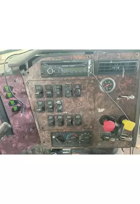 International 9400 Dash Assembly