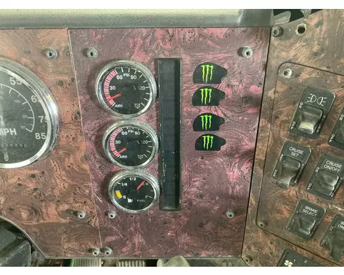 International 9400 Dash Assembly