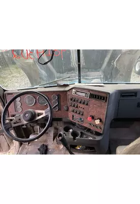 International 9400 Dash Assembly