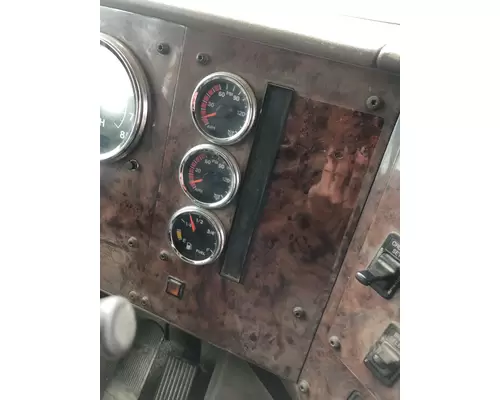 International 9400 Dash Panel