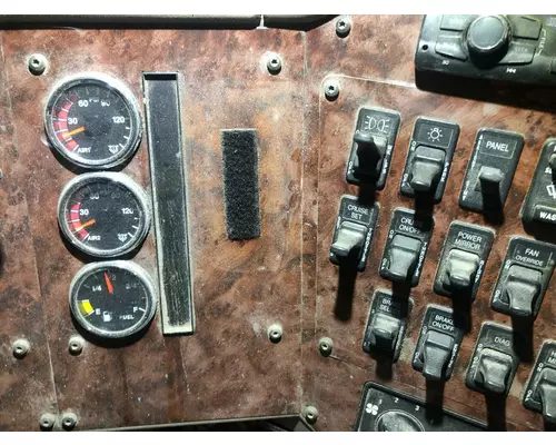 International 9400 Dash Panel