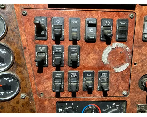 International 9400 Dash Panel