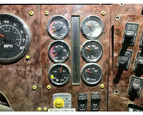 International 9400 Dash Panel