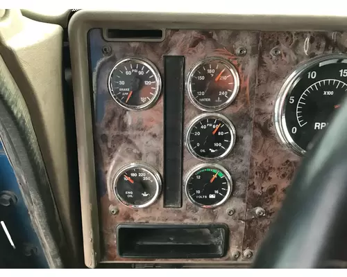 International 9400 Dash Panel