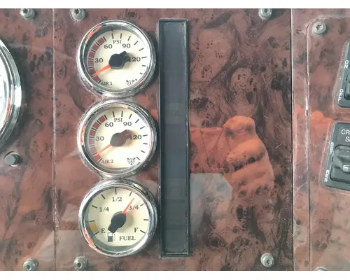 International 9400 Dash Panel