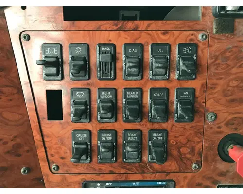 Dash Panel International 9400 Vander Haags Inc CB