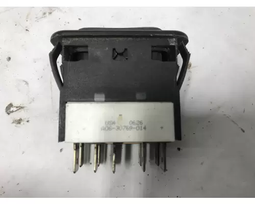 International 9400 DashConsole Switch