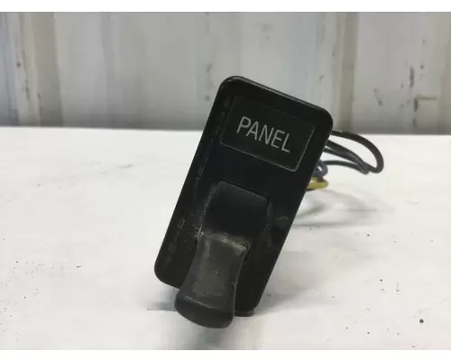 International 9400 DashConsole Switch