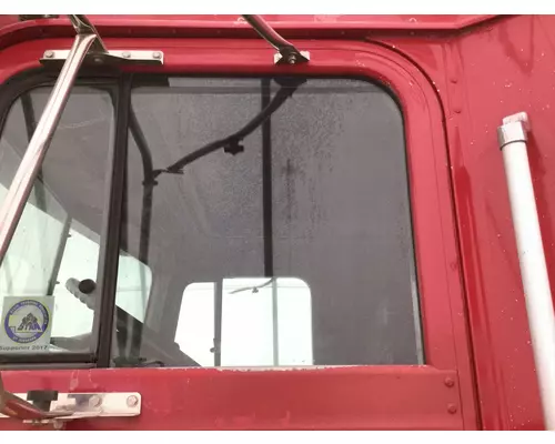 International 9400 Door Glass, Front