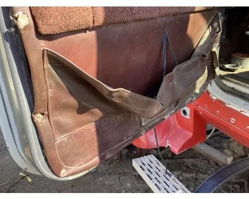 International 9400 Door Interior Panel